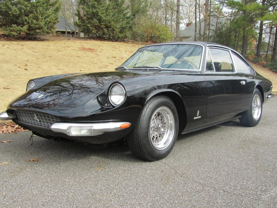  Ferrari 365 GT 2+2 1969 года  (фото 1 из 19)